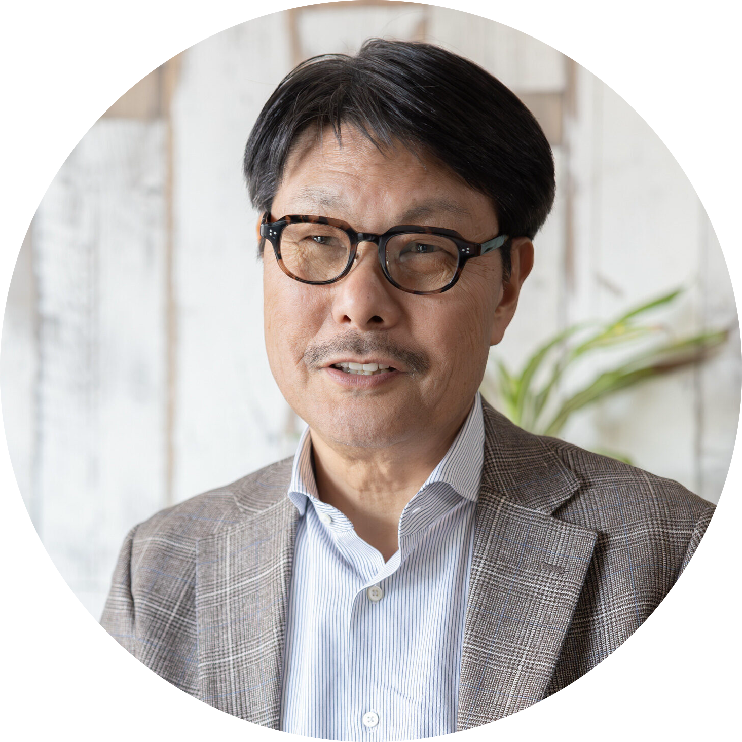 代表山地 章夫様